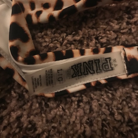 Victoria’s Secret strapless swimsuit top - Picture 2 of 2